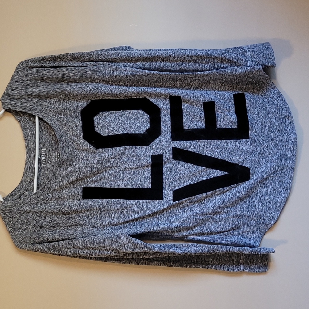 American Eagle favorite T